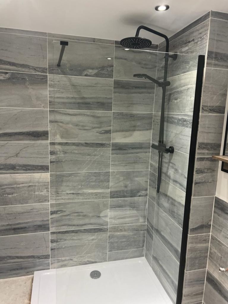 House 4 - Main Bathroom View 1 .JPG