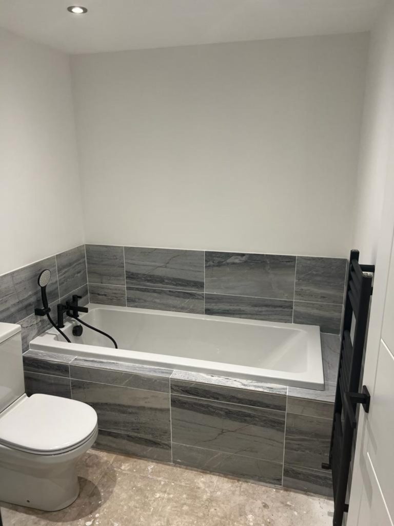 House 4 - Main Bathroom View 2 .JPG